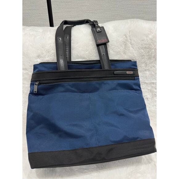 TUMI Blue Nylon Tote Bag with Leather Trim - Picture 1 of 10